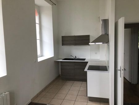 Location Appartement 3 pièces 62m² - Photo 2