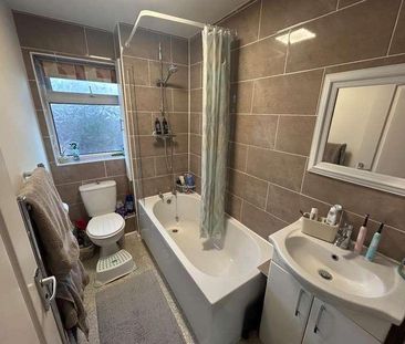 Berenger Close, Old Town, SN3 - Photo 4