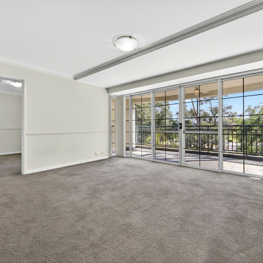 Spacious 2x2 in East Perth - Photo 1