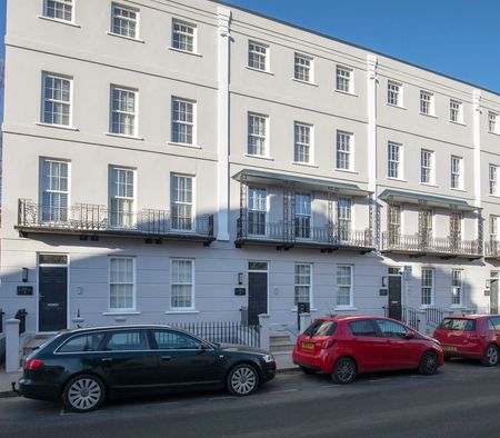 Buckingham Court, Wellington Street, Cheltenham - Photo 3