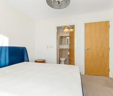 2 bedroom flat to rent - Photo 6