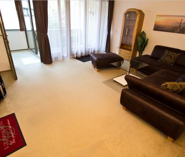 2.5 Zimmer in Düsseldorf - Photo 2