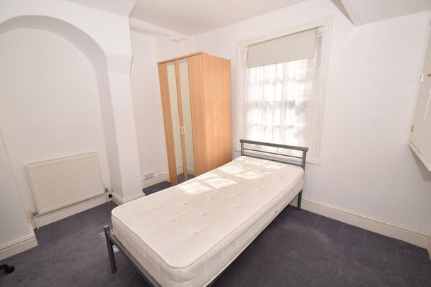 1 bedroom property to rent - Photo 1