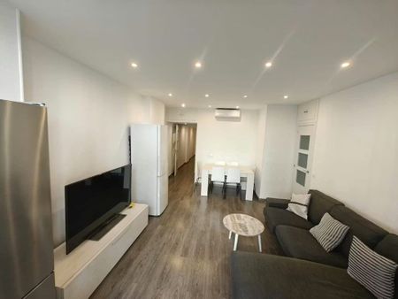 Carrer de Santiago Ramón y Cajal, Esplugues de Llobregat, Catalonia 08950 - Photo 5