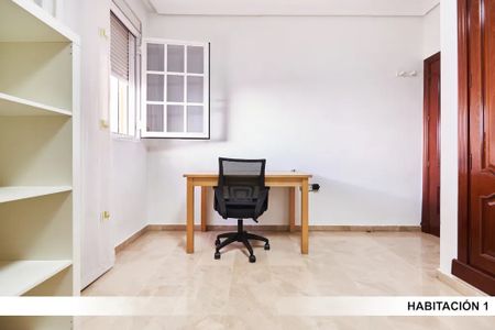 Calle Hernán Ruiz, Sevilla, Andalusia 41006 - Photo 3