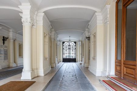 location Appartement T3 DE 98m² À PARIS - Photo 5