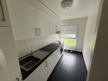 Appartement de 3 pièces partiellement rénové. - Foto 3