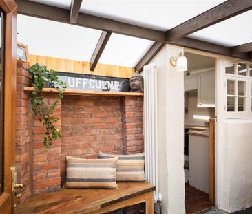 1 bedroom cottage to rent - Photo 1