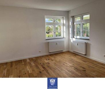 Lieblingsplatz - hell und gemütlich! Tageslichtbad mit Wanne, Parke... - Photo 1