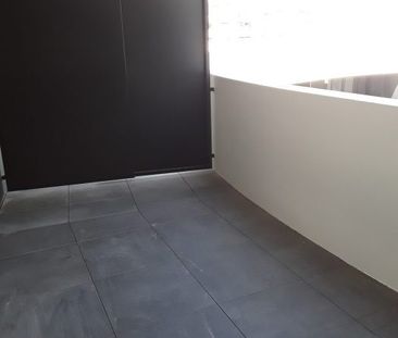 T2 AVEC BALCON ET PARKING EN SOUS SOL - Photo 2