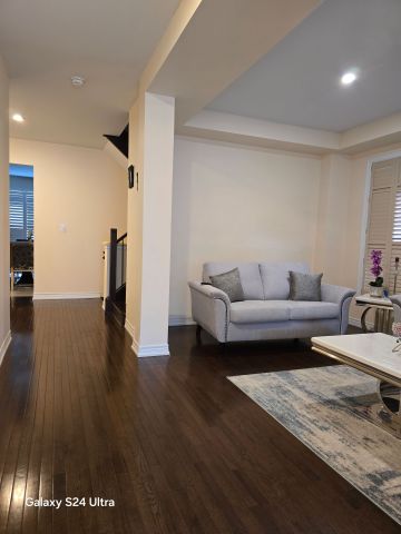 For Lease - 74 Hammersly Boulevard Unit# Main Floor, Markham, Ontario - Photo 4