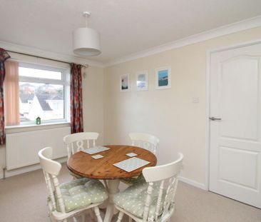 3 bedroom semi-detached house to rent - Photo 4