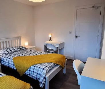 Phibsborough Road, Dublin - Photo 2