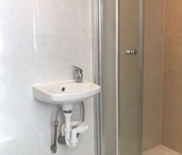 Studio flat close to ilford station- 875 pcm - Photo 4