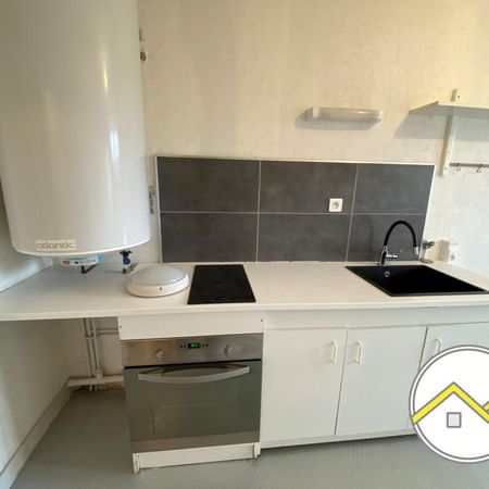 Location Appartement 3 pièces 61m² CHATEAUBRIANT 44110 - Photo 3
