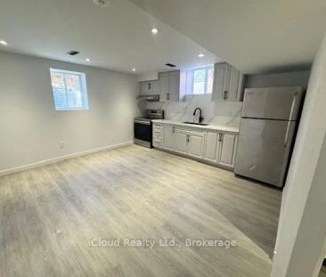 28 Tianalee Crescent #Basement - Photo 3