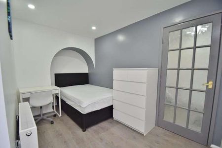 Winnall, SO23 - Photo 4