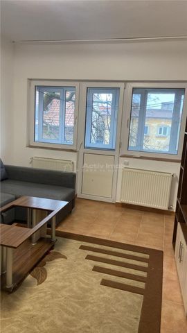 Apartament 2 camere - Hala Traian - 50mp - etaj 2 - balcon i - Fotografie 4