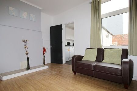 Student Accommodation, 59 Waterloo Street, Lincoln, Lincolnshire, LN6 7AQ, United Kingdom - Photo 4