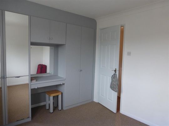 Grove Close, Scarning, DEREHAM - Photo 1