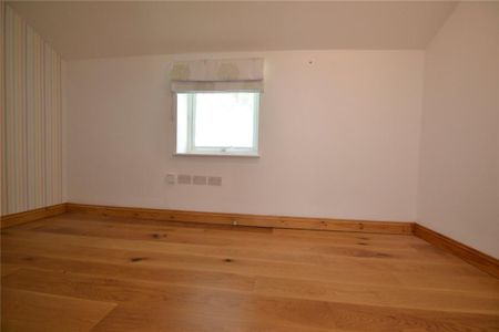 3 bedroom detached house to rent - Photo 5