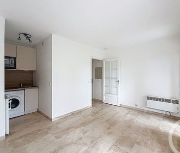 Mandelieu-la-Napoule - Appartement à louer - Studio - 19 m² - 595 € - Photo 3