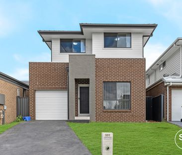 Single Living Area Home with Versatile Downstairs Space & Large Yard - Photo 5