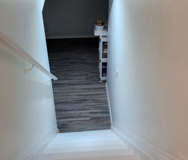 For Lease - 43 Turquoise Crescent Unit# Bsmt, Brampton, Ontario - Photo 4