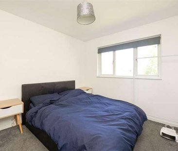 Brimfield Road, Purfleet-on-thames, Essex, RM19 - Photo 6