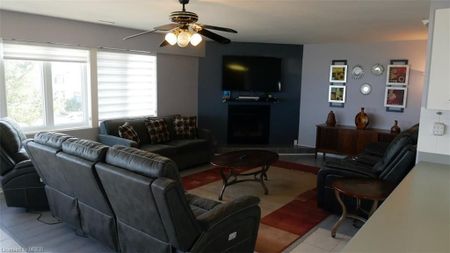 For Lease - 209472 Highway 26 N/A Unit# 60, Collingwood, Ontario - Photo 5