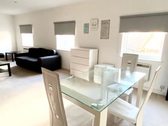 2 bedroom apartment to rent - Photo 1