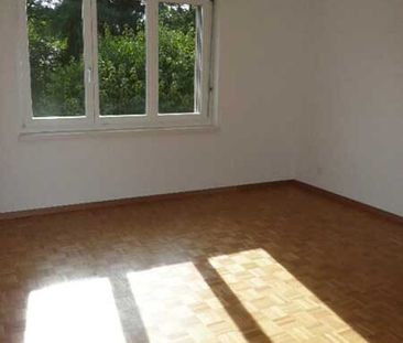 Helle und grosszügige Wohnung an freundlicher Lage - Photo 5