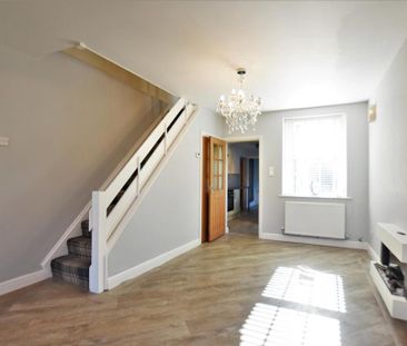 3 bedroom terraced house to rent - Photo 3