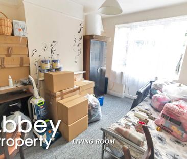 Cowper Street | Outer Town Centre | LU1 3SE - Photo 3