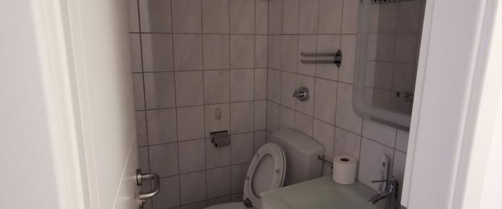Gepflegte 4-Zimmer-Wohnung mit Balkon 1.OG NBG-Röthenbach - Photo 1
