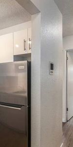 Pet Friendly Beautiful 2 Bedroom Suite - $500 Visa Gift Card!! - Photo 3