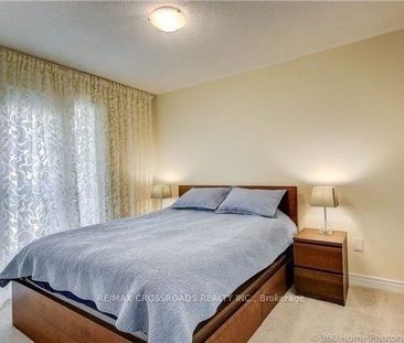 For Lease - 205 Laker Court, Newmarket, Ontario - Photo 4