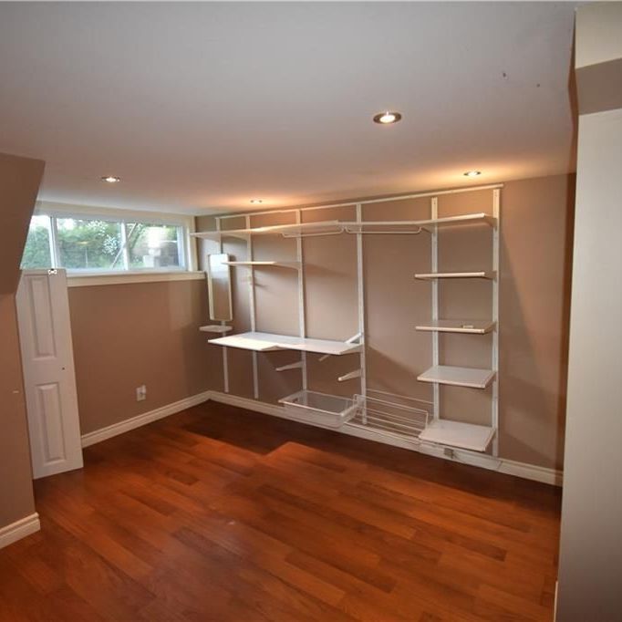 For Lease - 623 KING Road, Burlington, Ontario - Photo 1