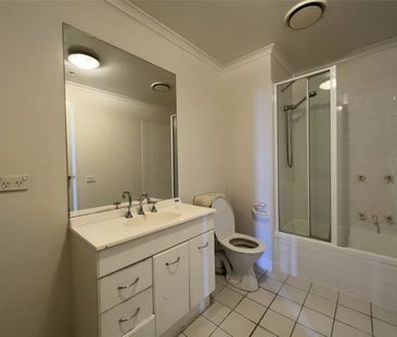 59/79 Whiteman Street - Photo 5