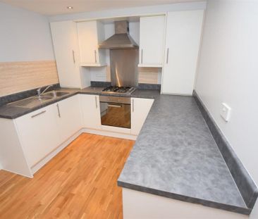 2 bedroom apartment to rent - Photo 2