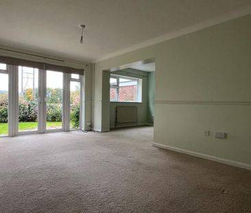 4 bedroom detached house to rent - Photo 1