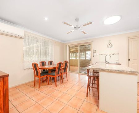 Conveniently Located Coastal Family Home - Photo 4