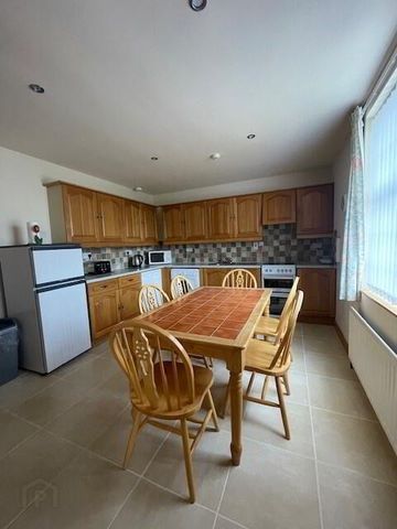 6 Strathroy Mews, Ballywillan Road, Student Let 26/27, Portrush, BT56 8JN - Photo 5