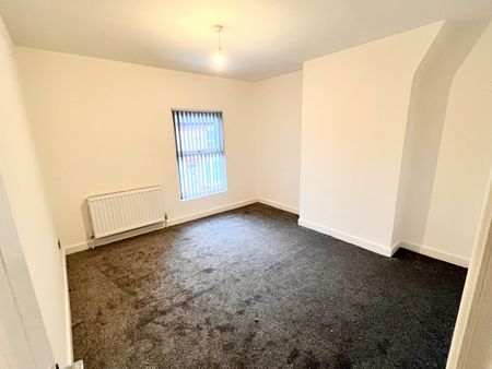 2 Bed Terraced House, Parton Street, L6 - Photo 2