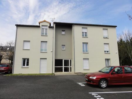 Location Appartement 1 pièce 24m² POITIERS 86000 - Photo 5