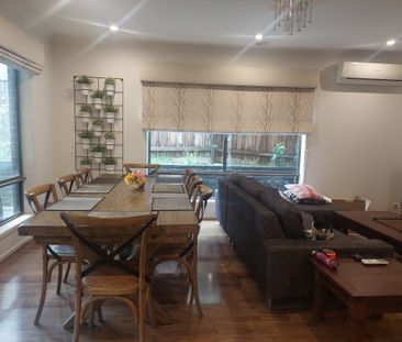 Glen Waverley - Photo 3