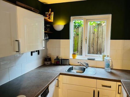 1 bedroom flat to rent - Photo 4