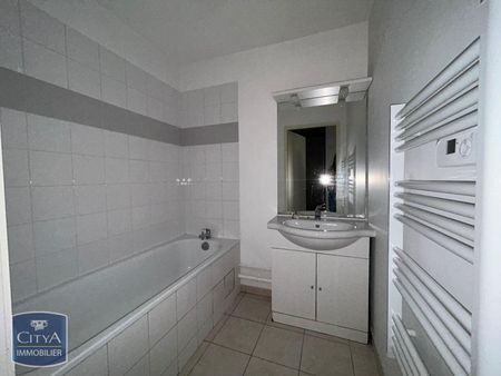 Location Appartement 2 pièces 48m² FLERS 61100 - Photo 5