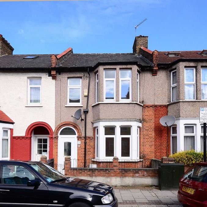 4 bedroom house to rent - Photo 1