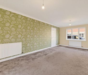 4 bedroom semi-detached house to rent - Photo 1